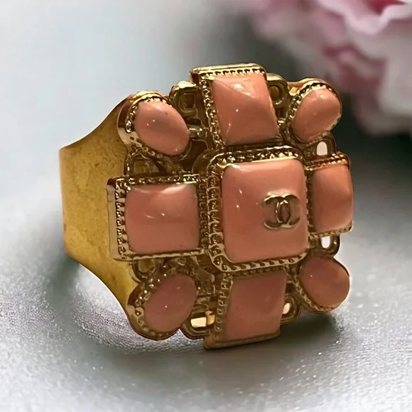 Chanel CC Button Upcycled Adjustable cocktail Ring New - Picture 9 of 14